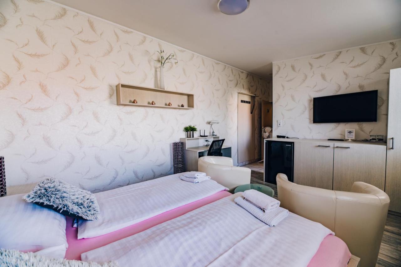 Point Pension Brno Ngoại thất bức ảnh