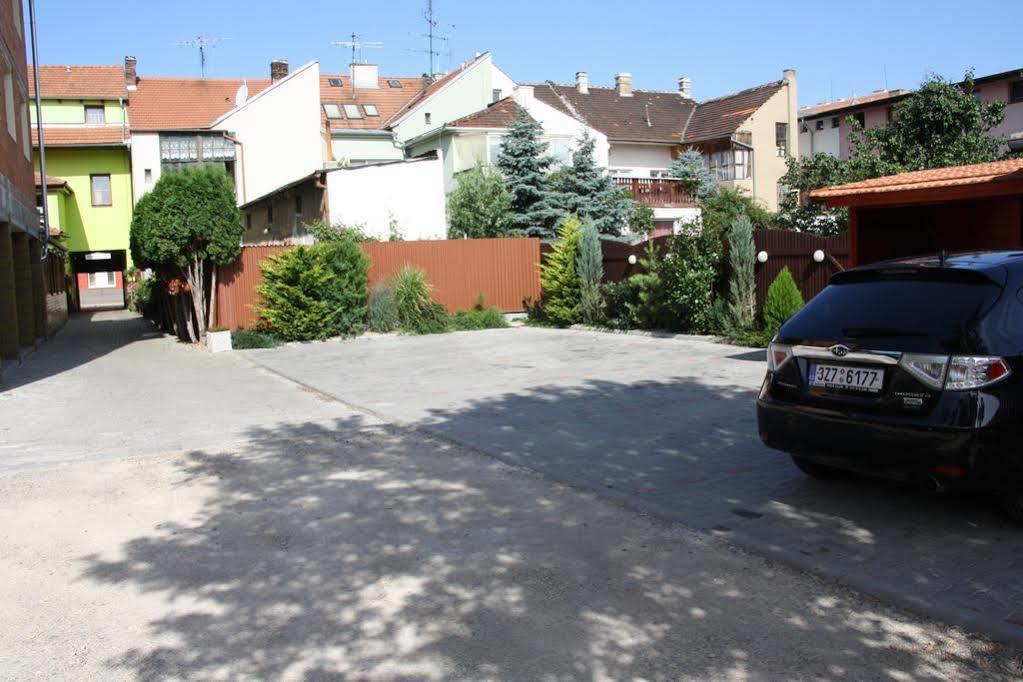 Point Pension Brno Ngoại thất bức ảnh